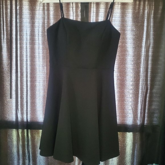 Short Formal Prom Homecoming Party Dress - Picture 3 of 5